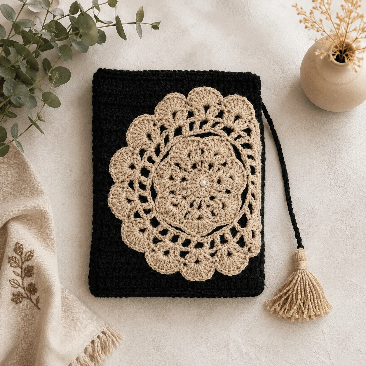 Handmade Black & Beige Crochet Quran Cover with Mandala Design – detail view 4 thumbnail